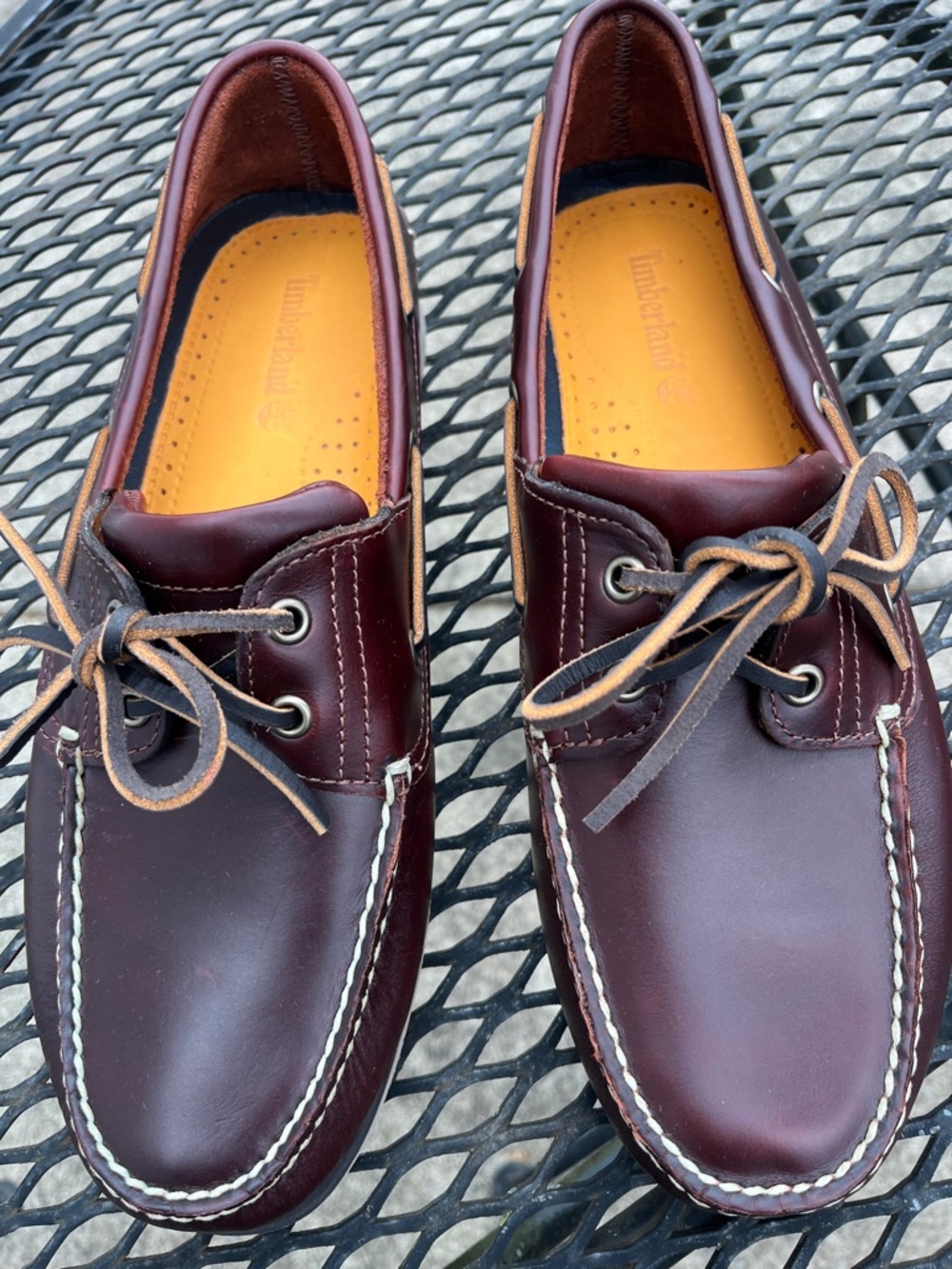 Timberland Men’s Burgundy Leather Boat Shoes with Tan Accents
